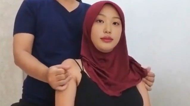 Hijab Hamil Gede Dicabuli Dukun Pijat